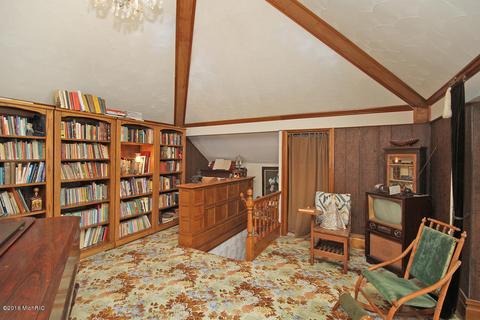 113 N Chestnut St, Augusta, MI 49012 photo 27
