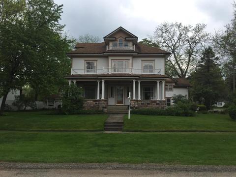 113 N Chestnut St, Augusta, MI 49012 photo 1
