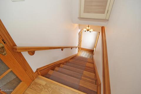 113 N Chestnut St, Augusta, MI 49012 photo 34