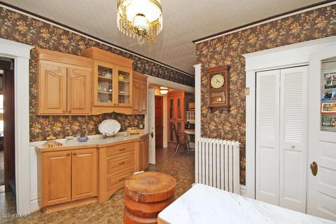 113 N Chestnut St, Augusta, MI 49012 photo 13