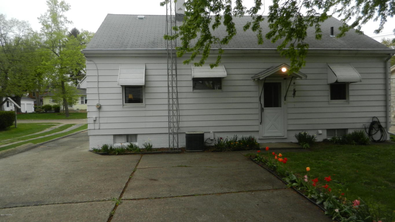 320 Wallace Ave, St. Joseph, MI 49085 photo 23