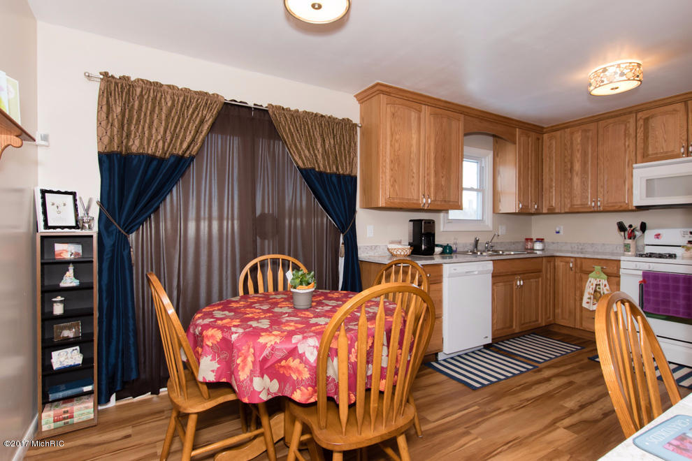 14121 E W Ave, Fulton, MI 49052 photo 6