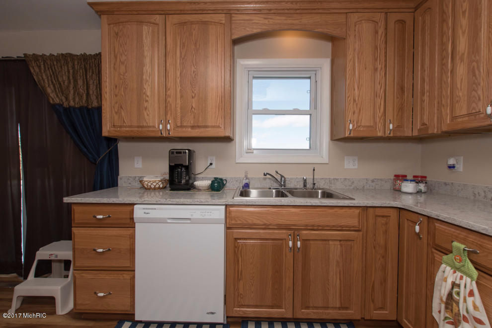 14121 E W Ave, Fulton, MI 49052 photo 8