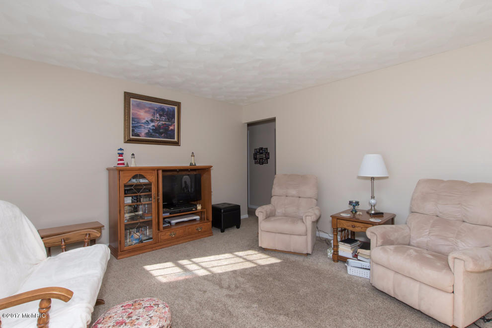 14121 E W Ave, Fulton, MI 49052 photo 4