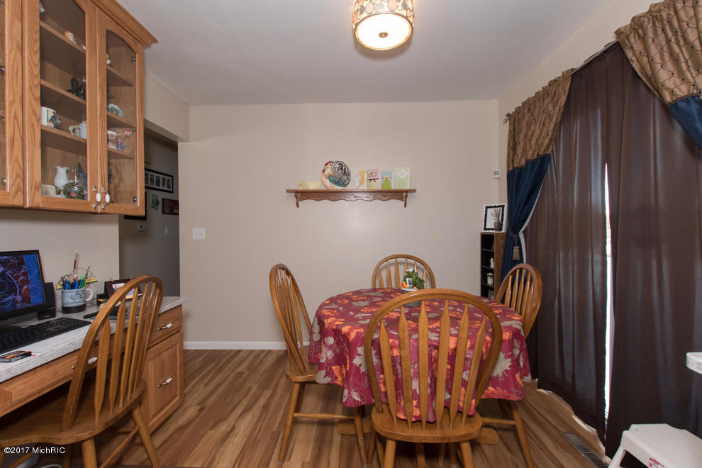 14121 E W Ave, Fulton, MI 49052 photo 10