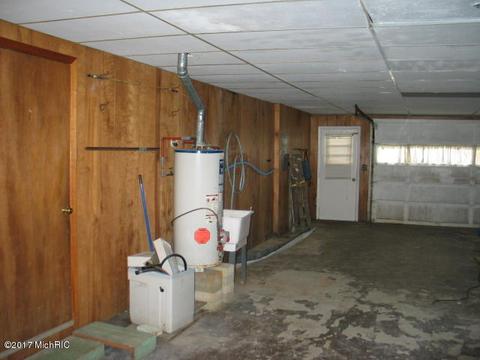 9603 Lakeview Dr, Jerome, MI 49249 photo 12