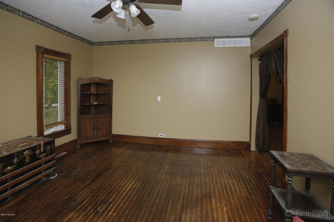 12740 Pine Lake Rd, Plainwell, MI 49080 photo 5