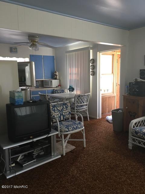 869 S Goode Dr, White Cloud, MI 49349 photo 9