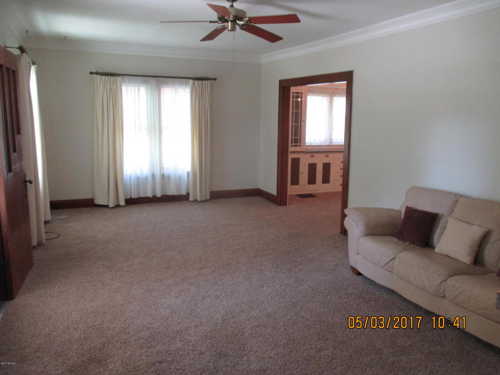 39 Daugherty St, Coldwater, MI 49036 photo 3