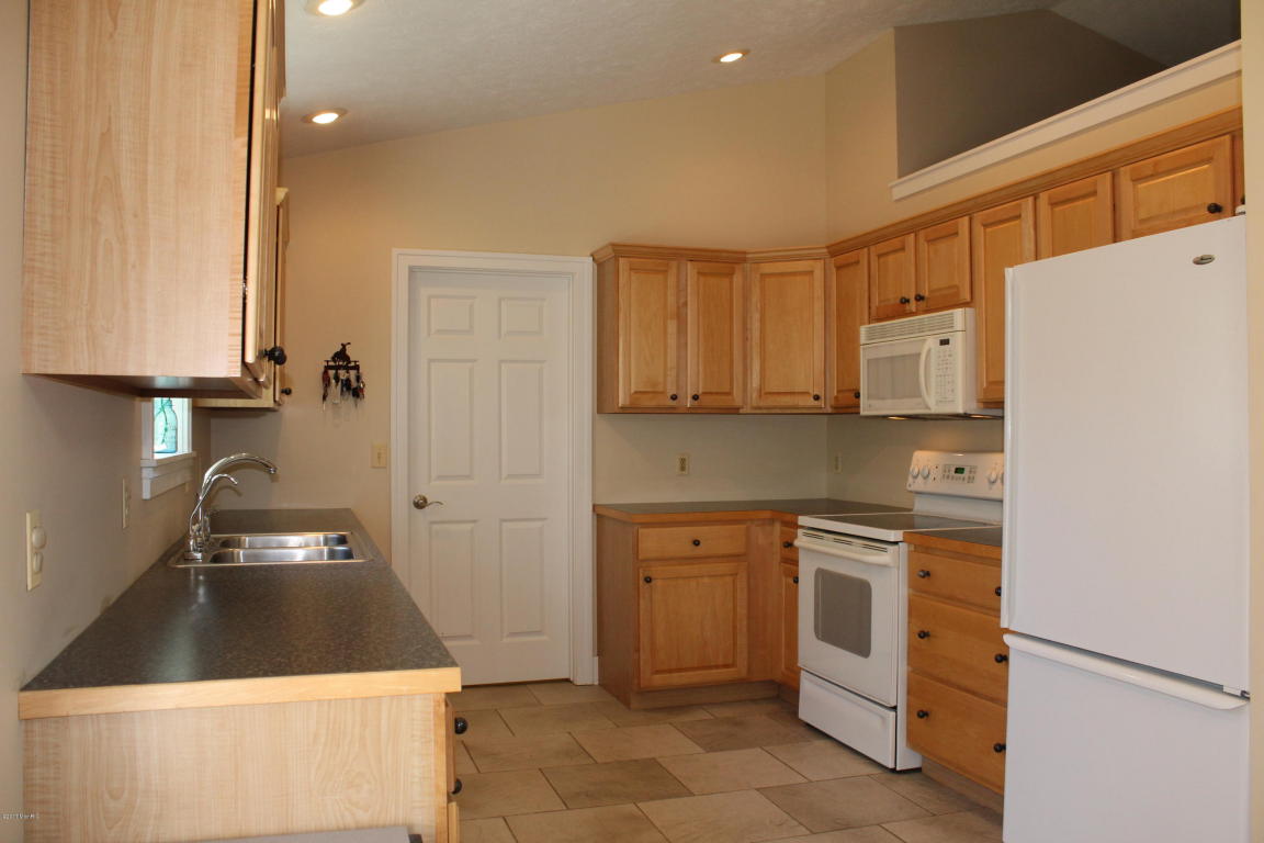 9962 Harkness Rd, Belding, MI 48809 photo 18