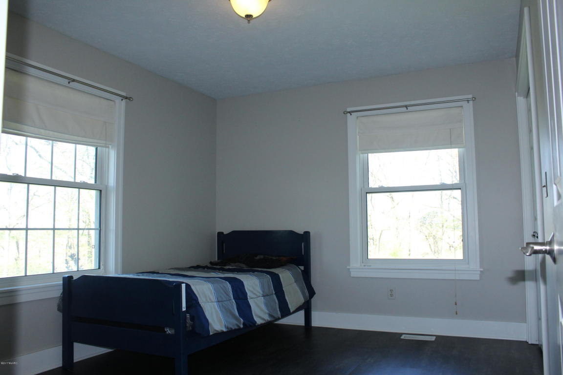 9962 Harkness Rd, Belding, MI 48809 photo 24