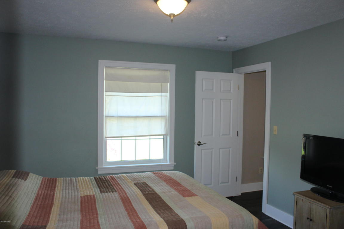 9962 Harkness Rd, Belding, MI 48809 photo 25