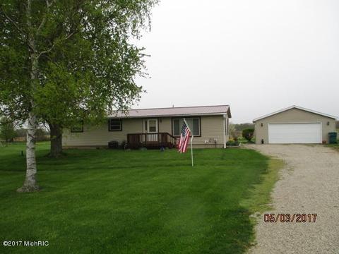4261 S Ionia Rd, Bellevue, MI 49021 photo 2
