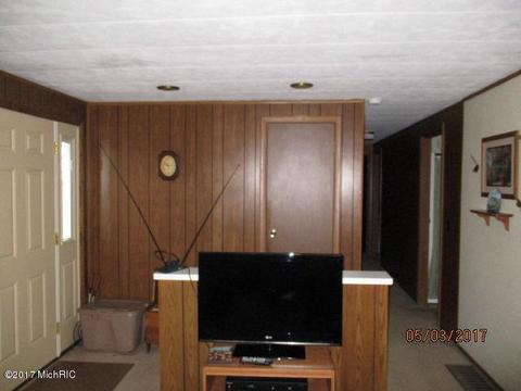 4261 S Ionia Rd, Bellevue, MI 49021 photo 6