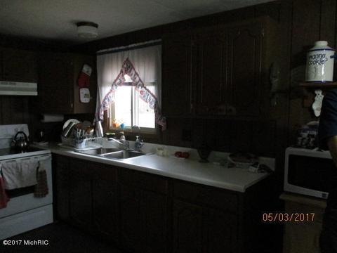 4261 S Ionia Rd, Bellevue, MI 49021 photo 3