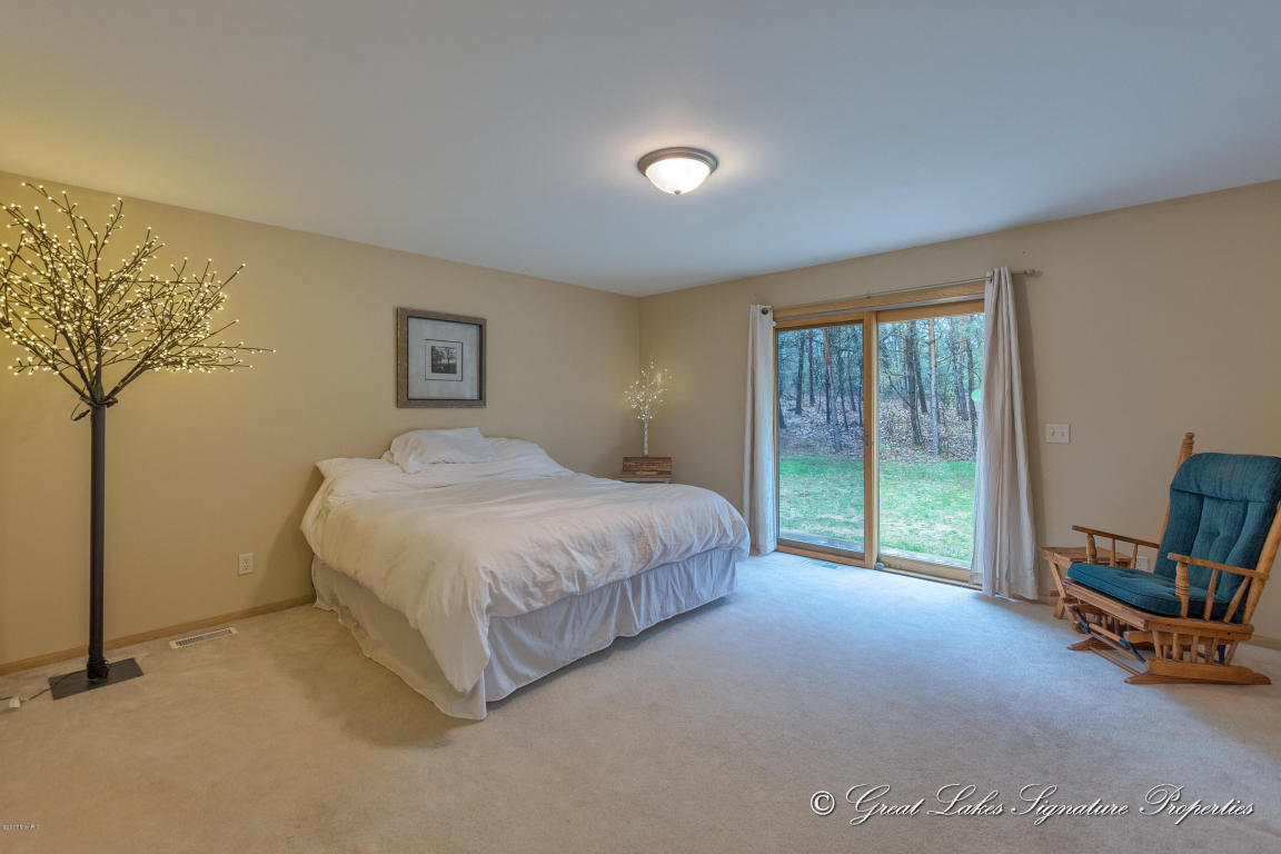 2492 88th, Newaygo, MI 49337 photo 14
