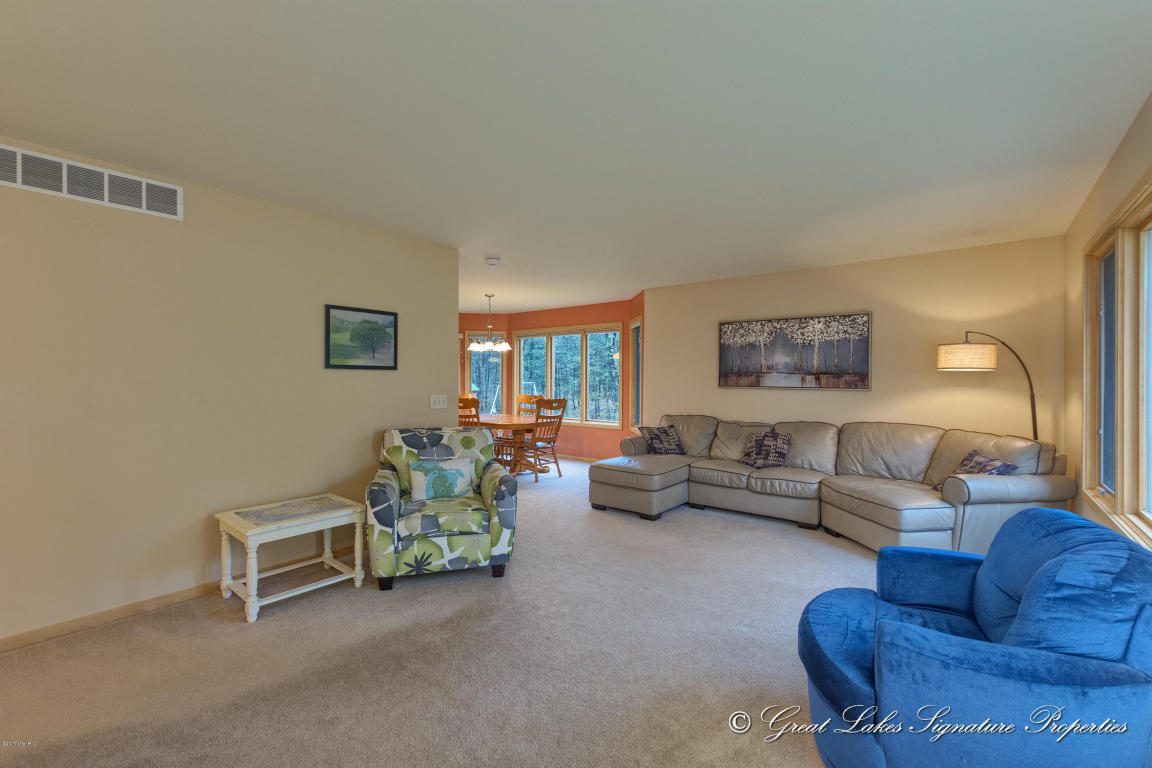 2492 88th, Newaygo, MI 49337 photo 3