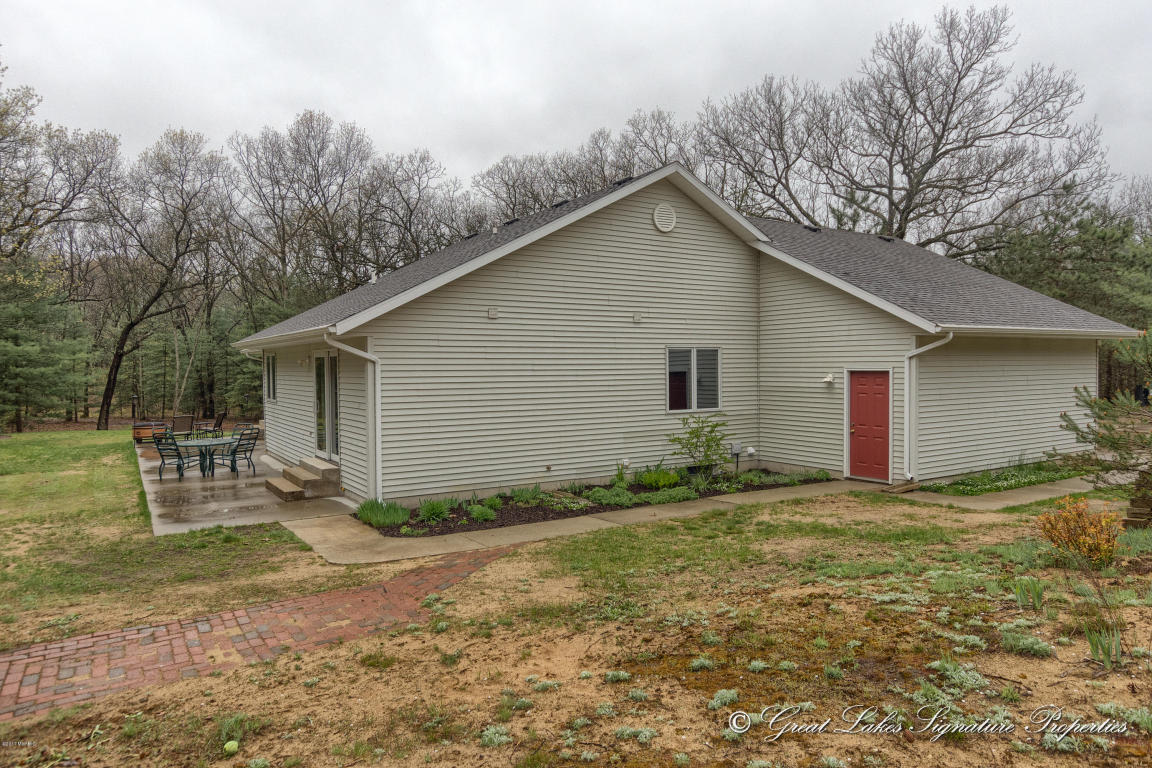 2492 88th, Newaygo, MI 49337 photo 34