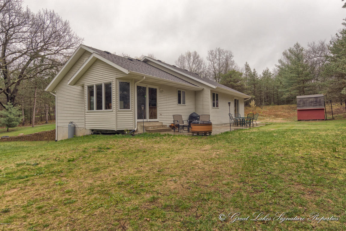 2492 88th, Newaygo, MI 49337 photo 31