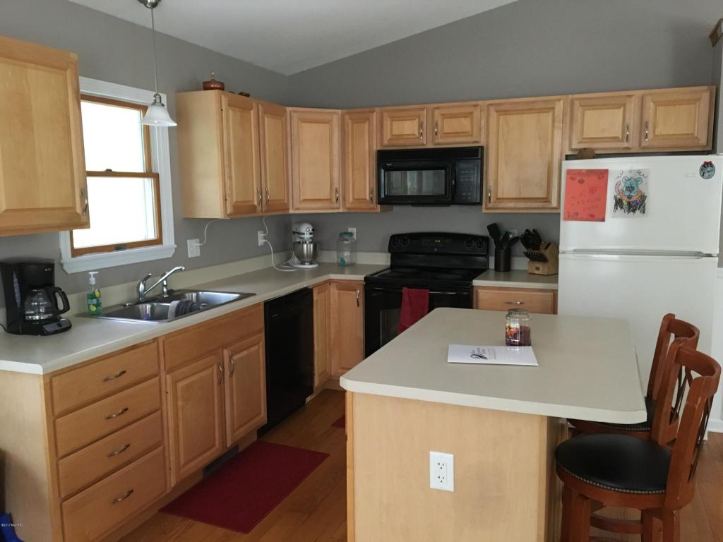 8060 E Yonker Rd, Hesperia, MI 49421 photo 3