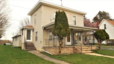 311 Home St, Edmore, MI 48829 photo 2