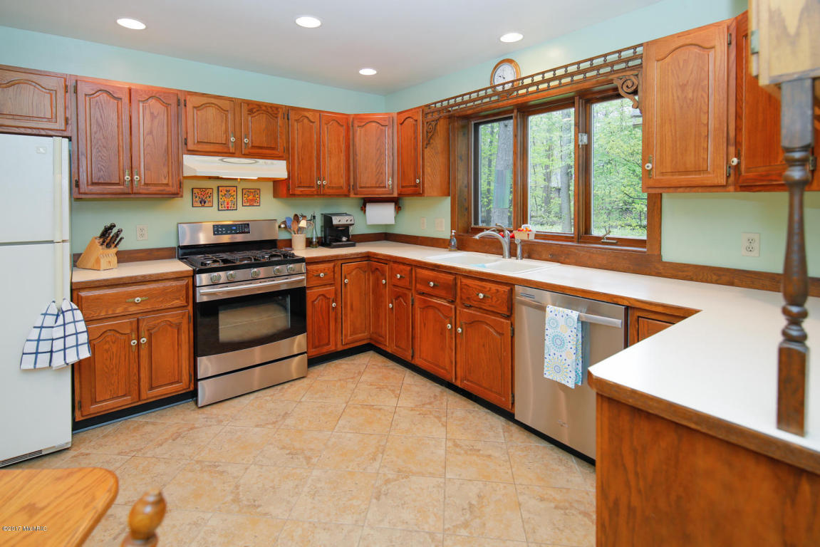 24148 63rd Ave, Mattawan, MI 49071 photo 9