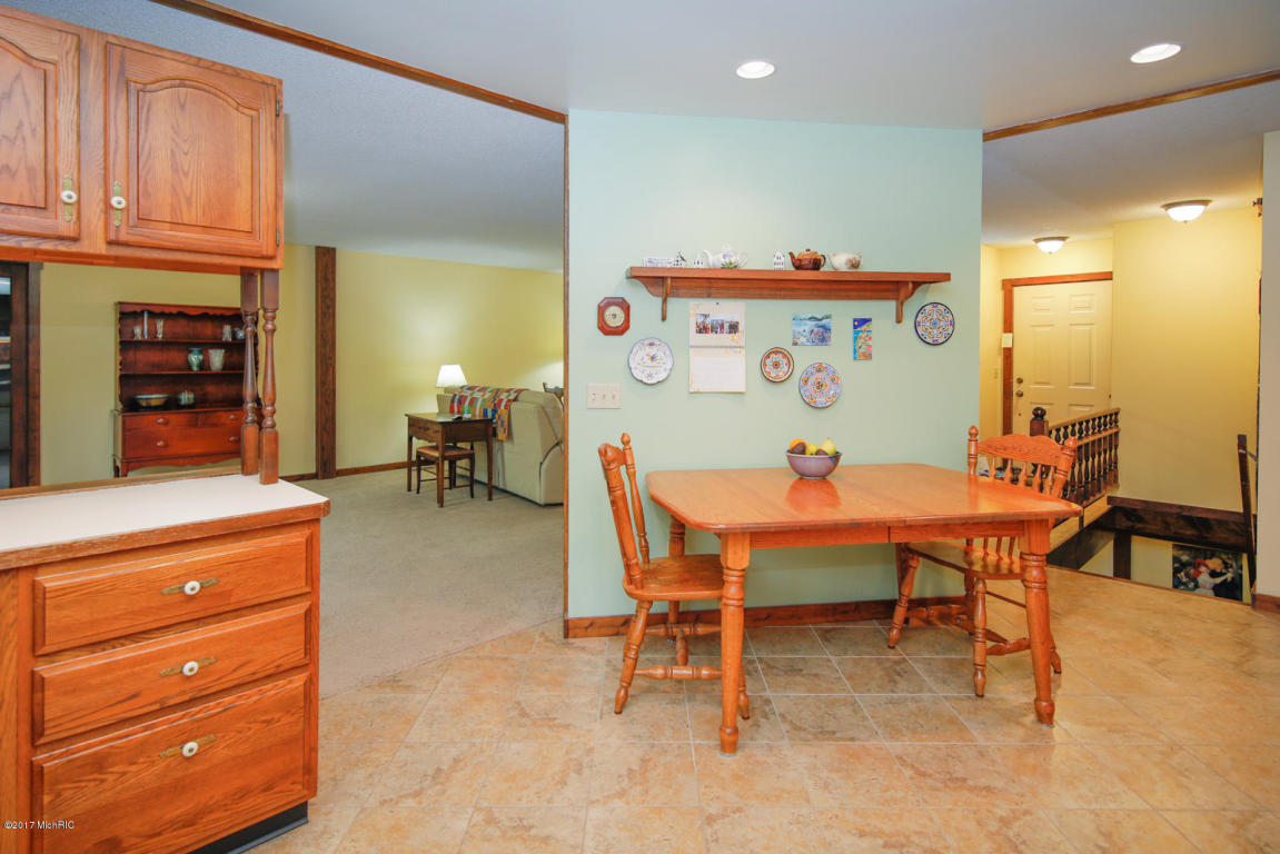 24148 63rd Ave, Mattawan, MI 49071 photo 11