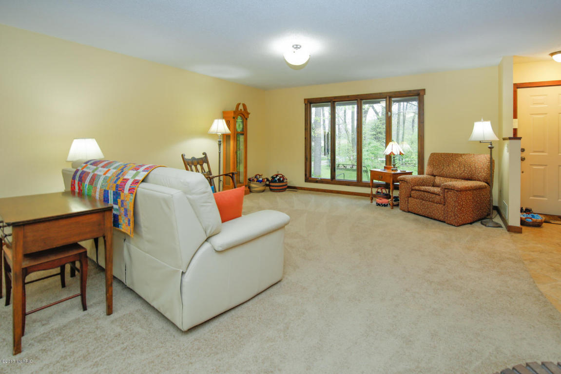 24148 63rd Ave, Mattawan, MI 49071 photo 4