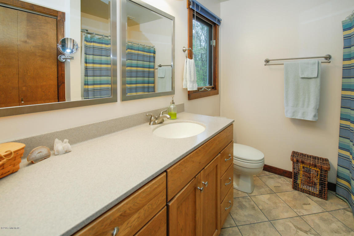 24148 63rd Ave, Mattawan, MI 49071 photo 13