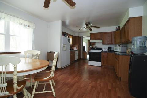 134 Highfield, Marshall, MI 49068 photo 10