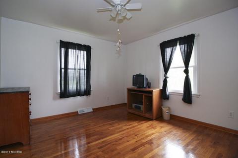 134 Highfield, Marshall, MI 49068 photo 17