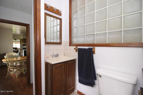 134 Highfield, Marshall, MI 49068 photo 16