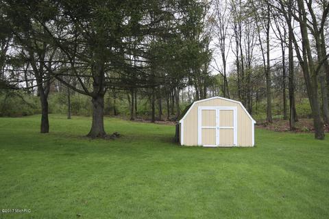 134 Highfield, Marshall, MI 49068 photo 28