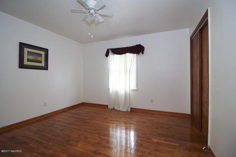 134 Highfield, Marshall, MI 49068 photo 19