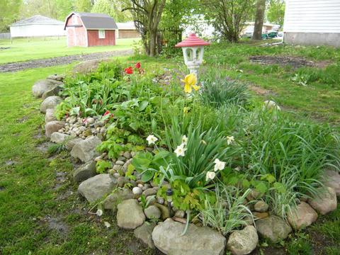 120 W Maple St, Camden, MI 49232 photo 3