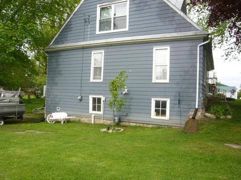 120 W Maple St, Camden, MI 49232 photo 2