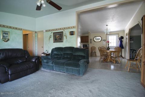 10300 S Case Rd, Dowling, MI 49050 photo 5