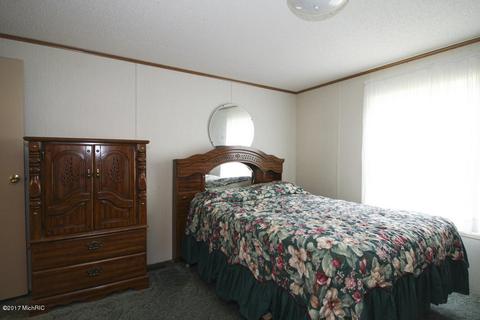 10300 S Case Rd, Dowling, MI 49050 photo 21