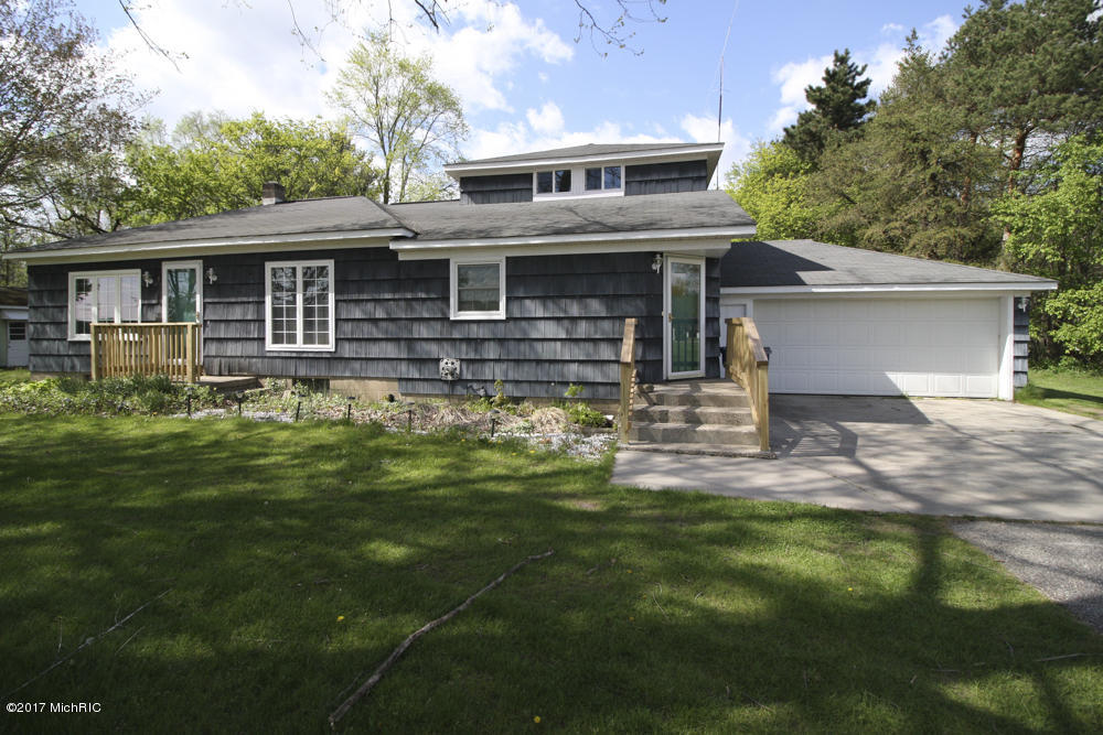 2903 142nd Ave, Dorr, MI 49323 photo 1
