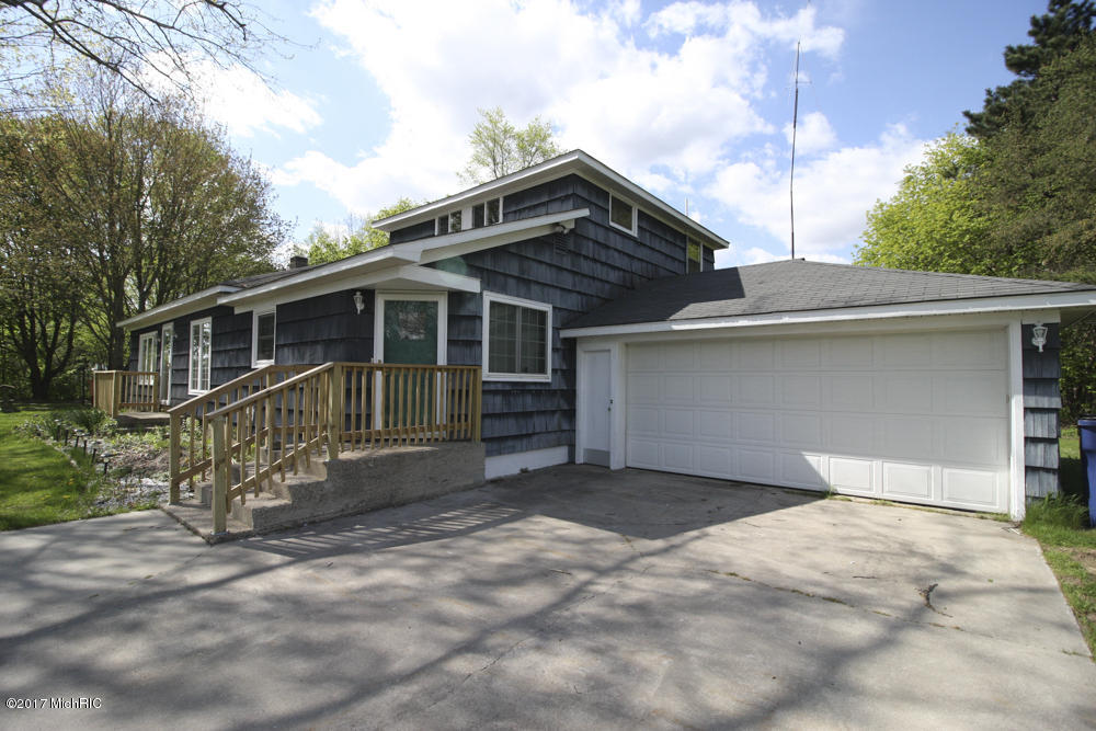 2903 142nd Ave, Dorr, MI 49323 photo 2
