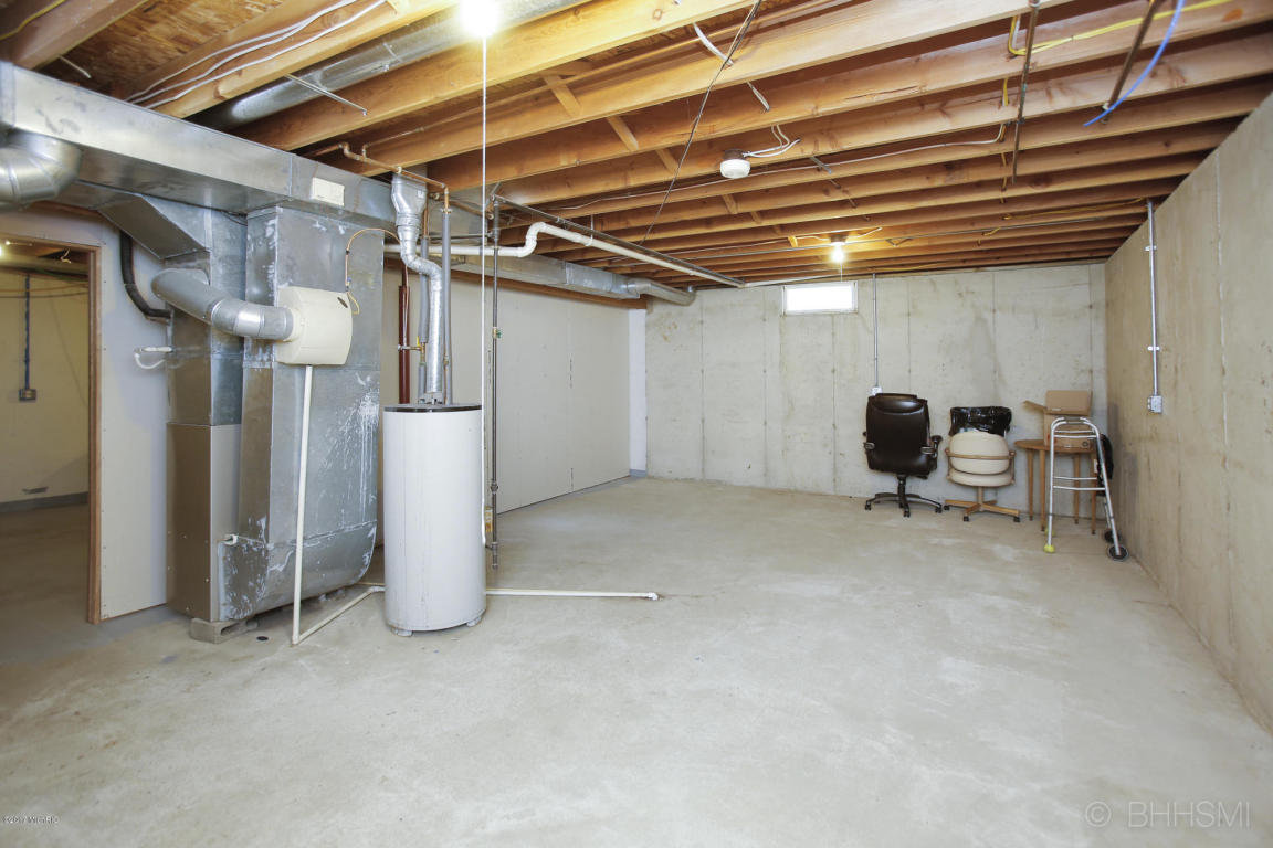 204 206 Deer Run Blvd, Plainwell, MI 49080 photo 21