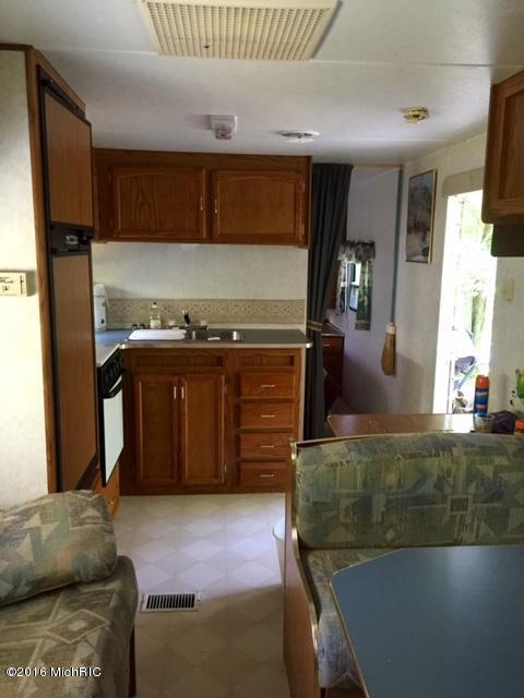 8709 E Ruth Dr, Branch, MI 49402 photo 12