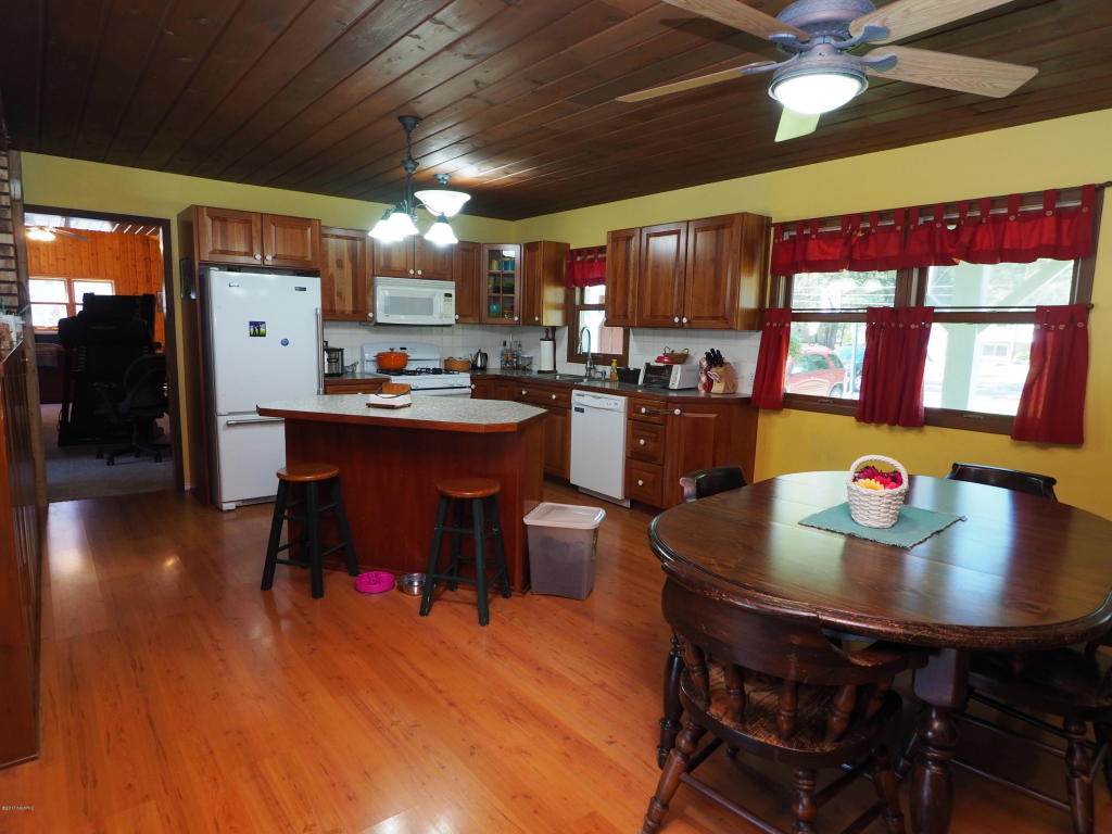 7080 S Walker Rd, Spring Lake, MI 49456 photo 5
