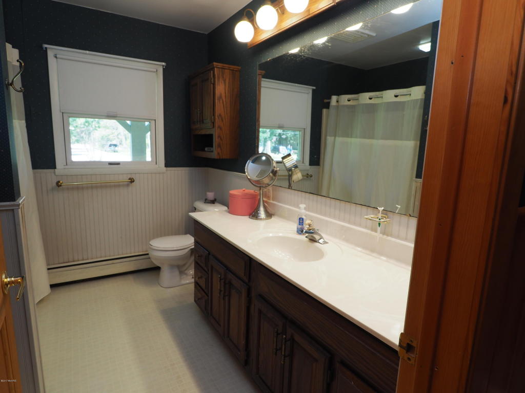 7080 S Walker Rd, Spring Lake, MI 49456 photo 11
