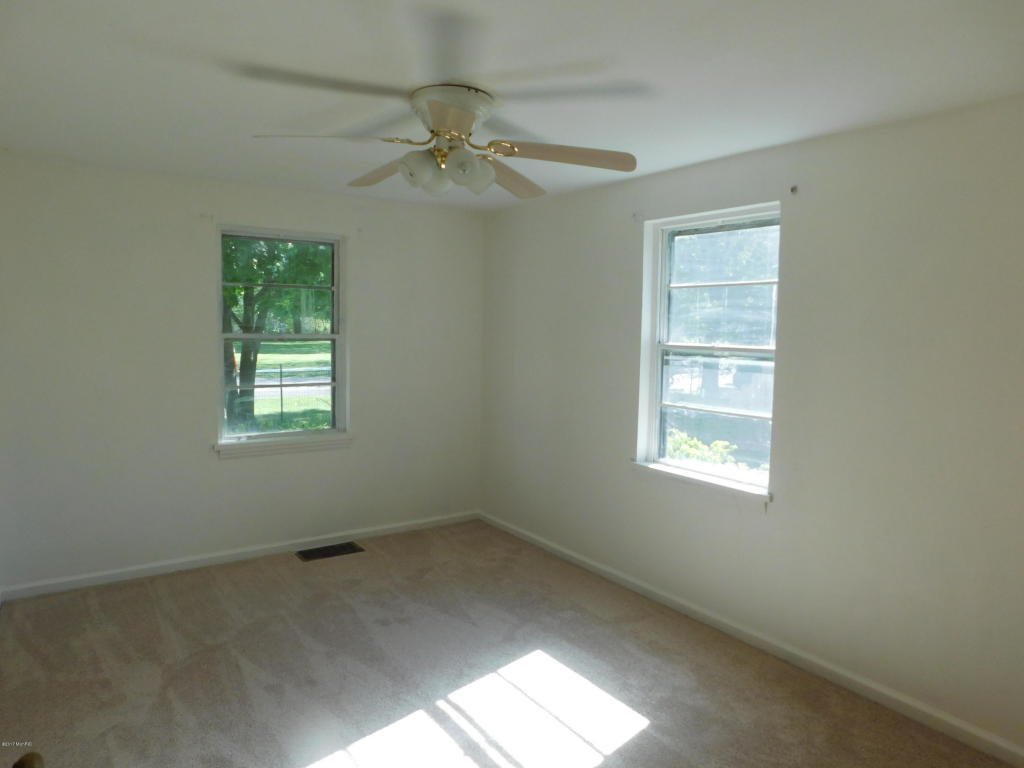 422 Ninth Ave, Three Rivers, MI 49093 photo 13