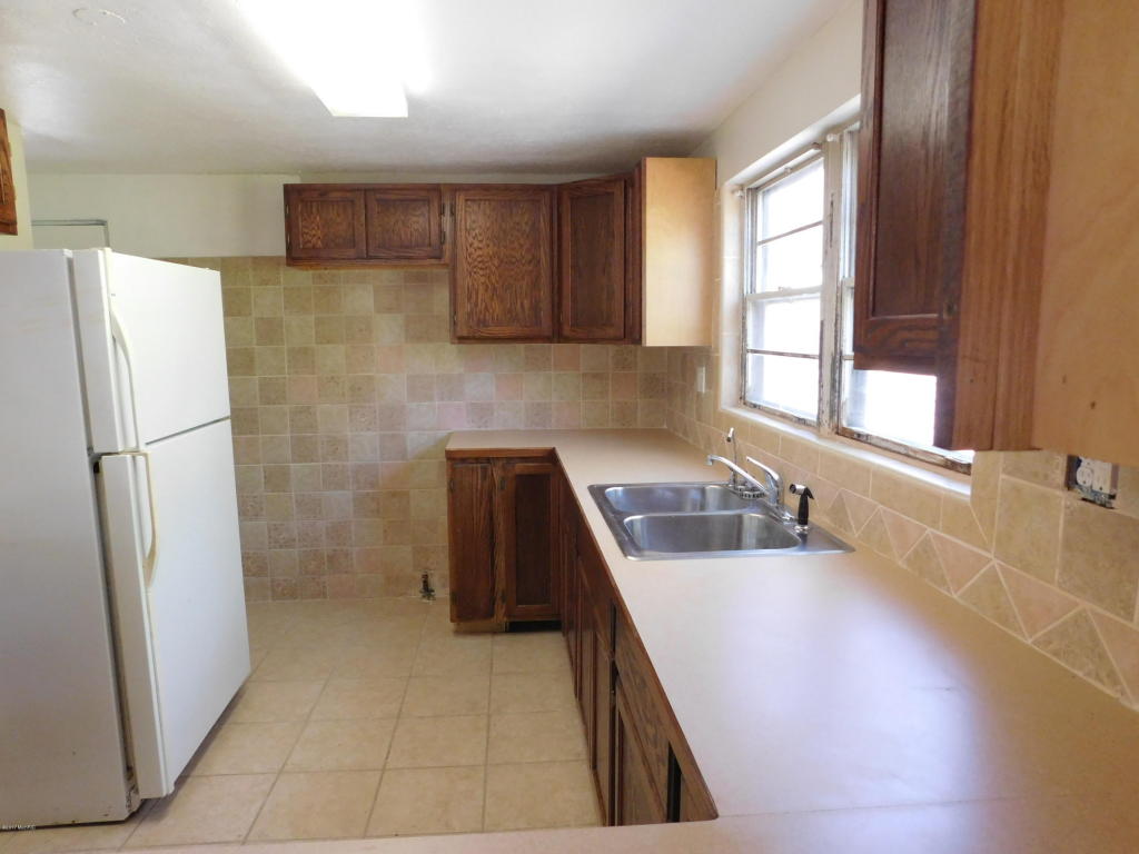 422 Ninth Ave, Three Rivers, MI 49093 photo 9