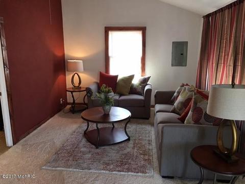 312 N Second St, Cassopolis, MI 49031 photo 2