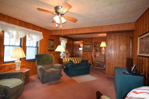 1364 E Wilcox Ave, White Cloud, MI 49349 photo 2
