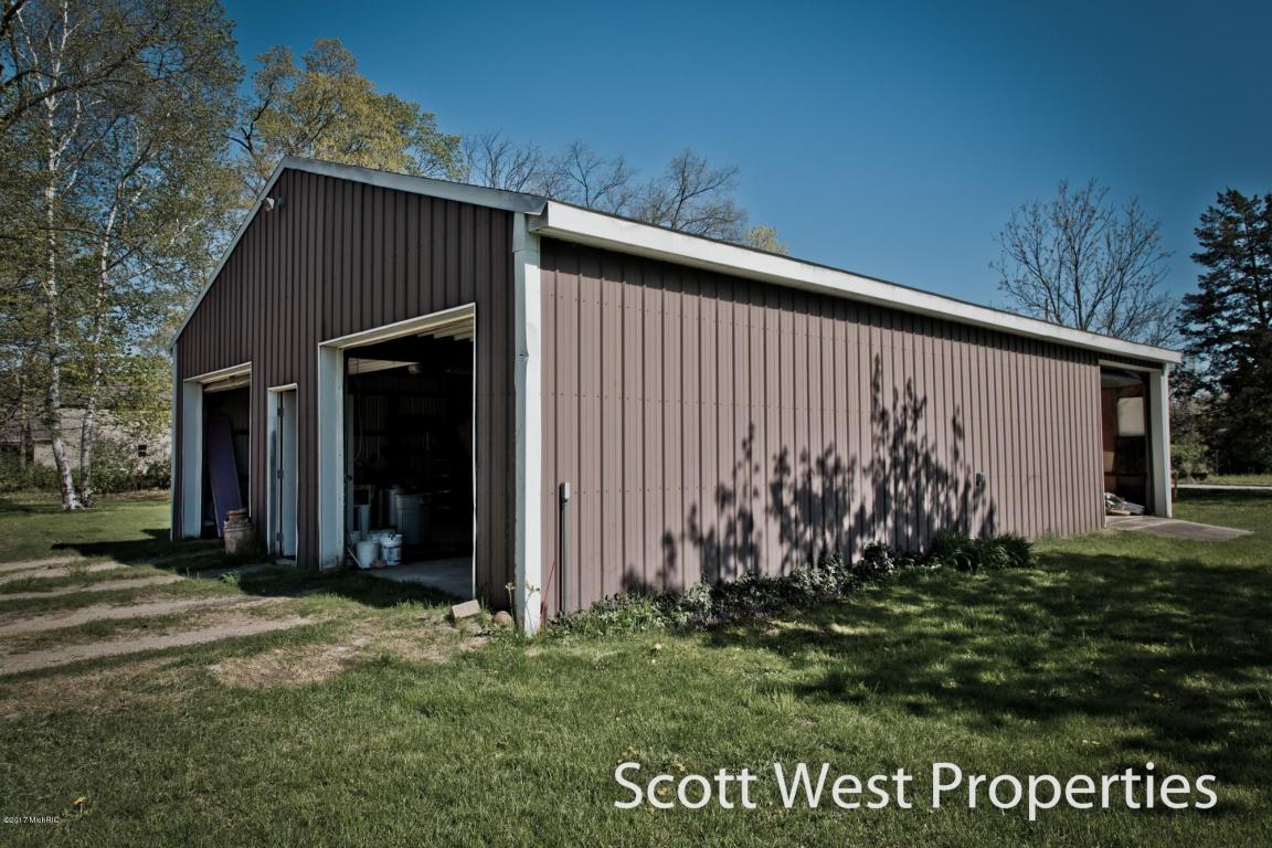 976 Bowes St SE, Lowell, MI 49331 photo 8