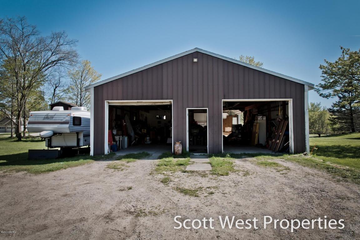976 Bowes St SE, Lowell, MI 49331 photo 9